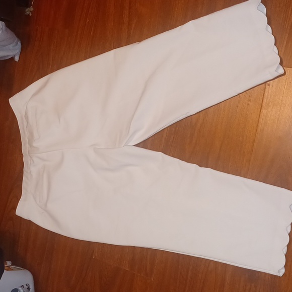 📌Ruby rd capri pants - Picture 3 of 3